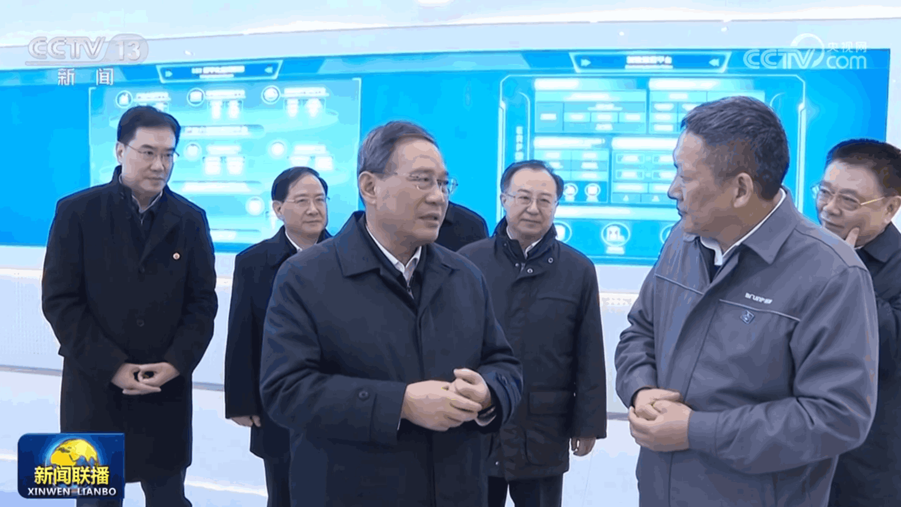 20240103-国务院总理李强调研快盈VIII循环 强调下好绿色低碳经济发展先手棋 (1).png